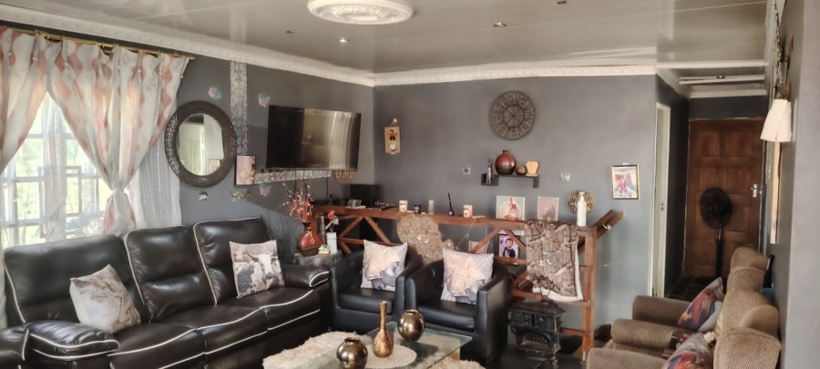 4 Bedroom Property for Sale in Amalinda Eastern Cape
